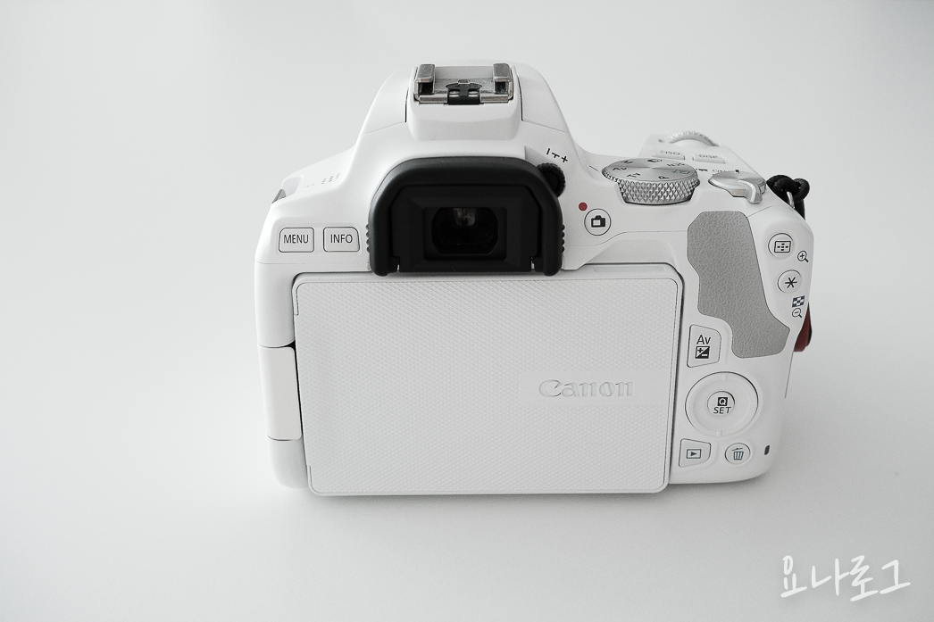 캐논 캐논카메라 카메라추천 캐논카메라추천 브이로그 브이로그용카메라 브이로그카메라 브이로그카메라추천 여자카메라추천 200d 200d2 200dll 캐논200d 캐논200d2 eos200d2 캐논200dll 여행카메라 여행카메라추천 컴팩트카메라 작은카메라 대학생선물 직장인선물 여자친구선물 카메라 캐논dslr