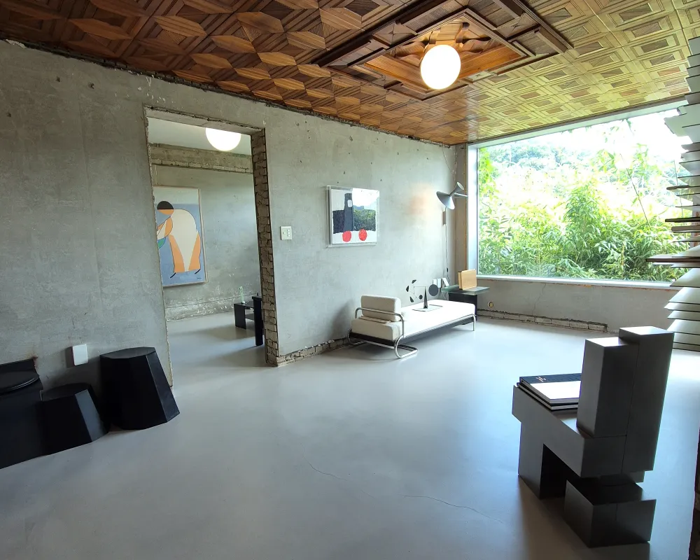 감성-카페-무눅-실내