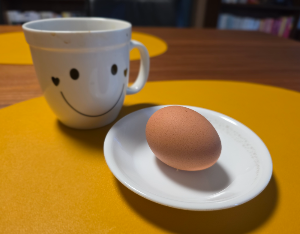 계란과 컵