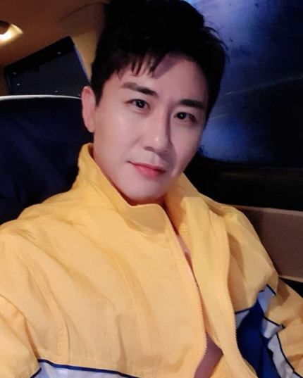 영탁-사진