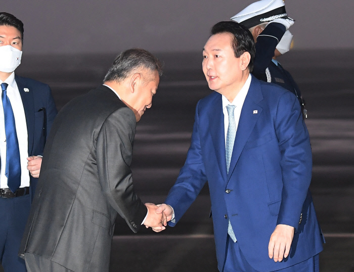 이상민 해임건의안 거부