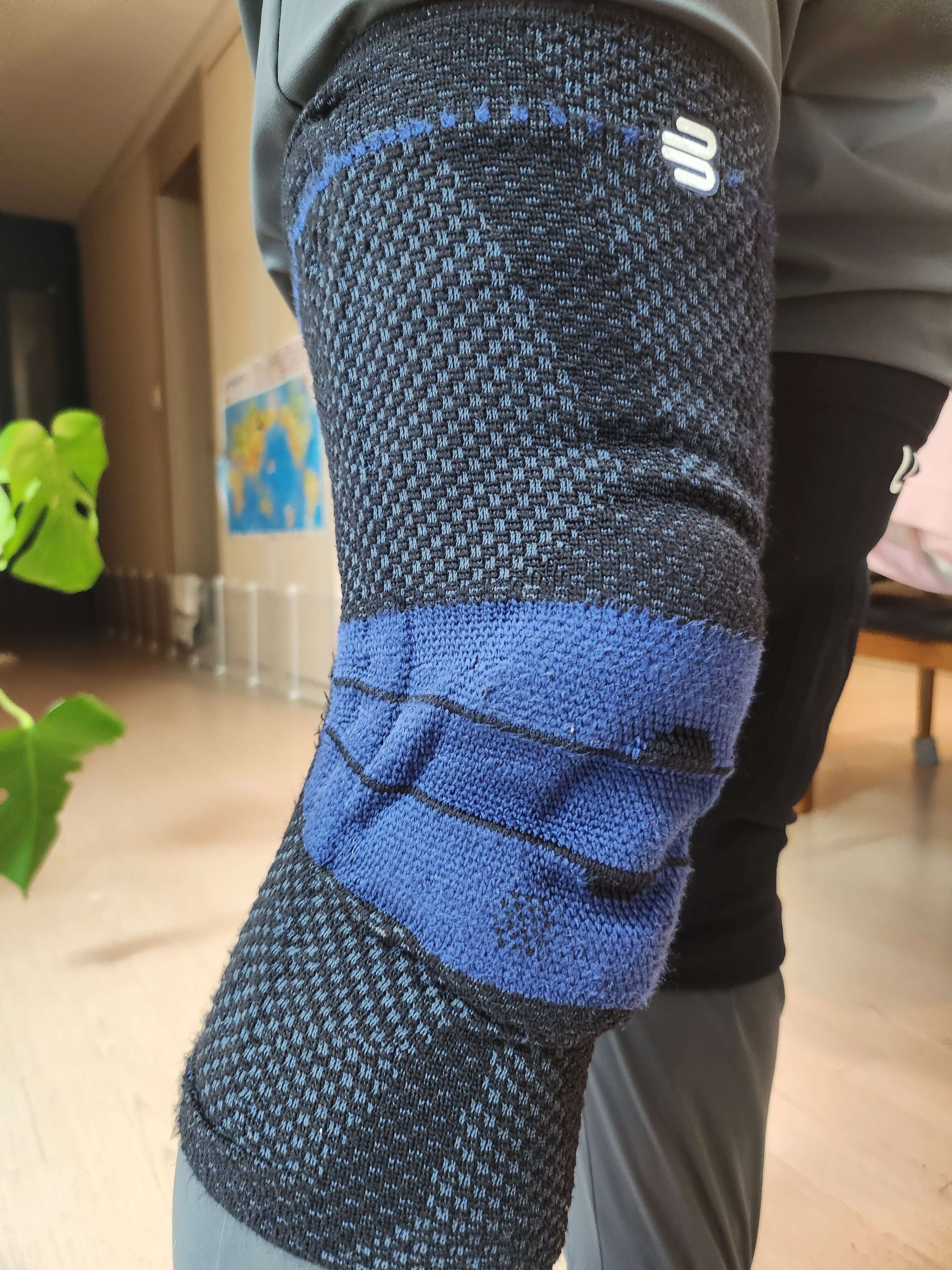 바우어파인트 무릎보호대