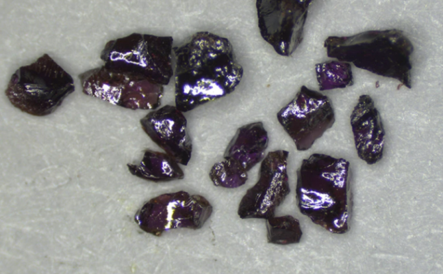 독일 막스플랑크연구소 연구팀이 만들어낸 LK-99 단결정. Pascal Puphal 제공