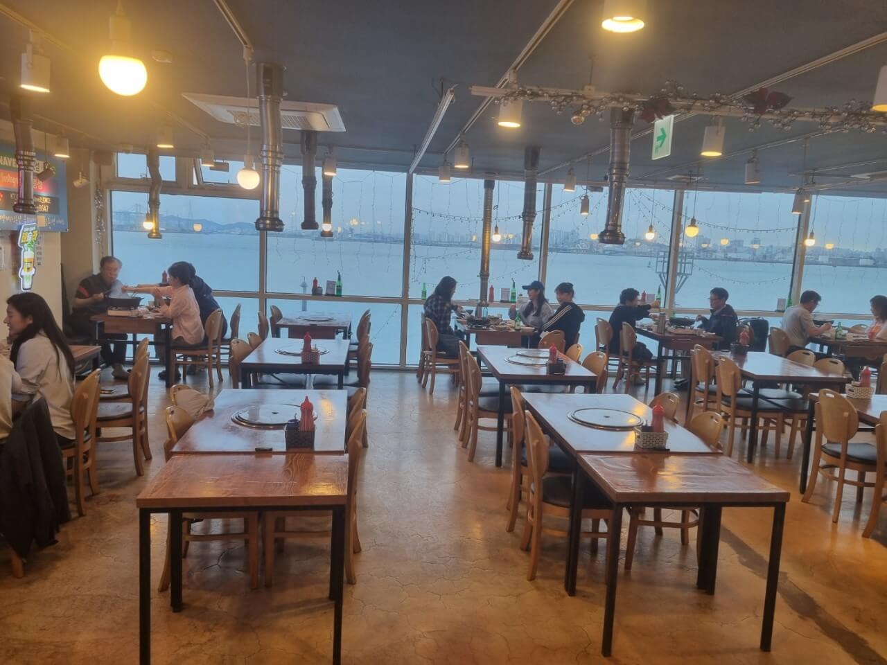 오늘N 2514회 착한 가격의 비밀 인천 영종도 점심특선 회덮밥 정식 물회특선 맛집 조개구이 영종섬