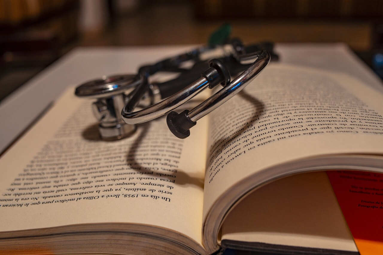 숨은 건강보험 환급금 찾는 꿀팁과 신청 주의사항