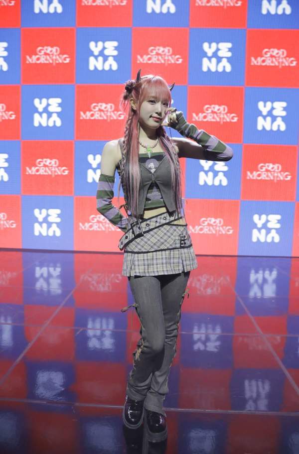 최예나 방송 및 예능 활동