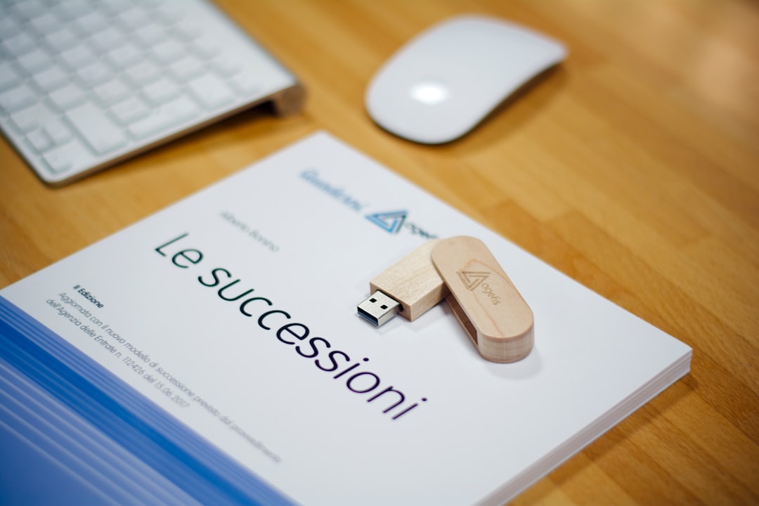 'USB'