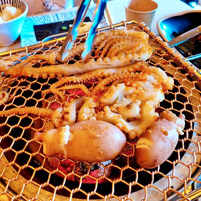 생방송투데이 대구 죽전 감삼동 마늘 산낙지 숯불구이 맛집
