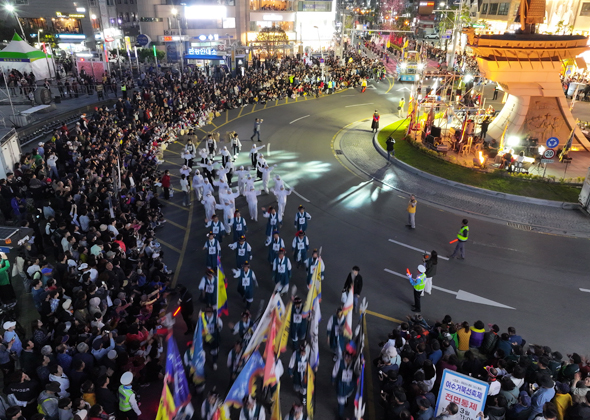 통제영 길놀이 사진