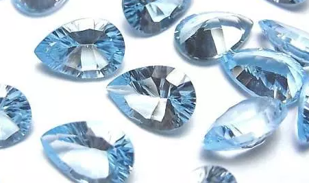 스카이블루토파즈