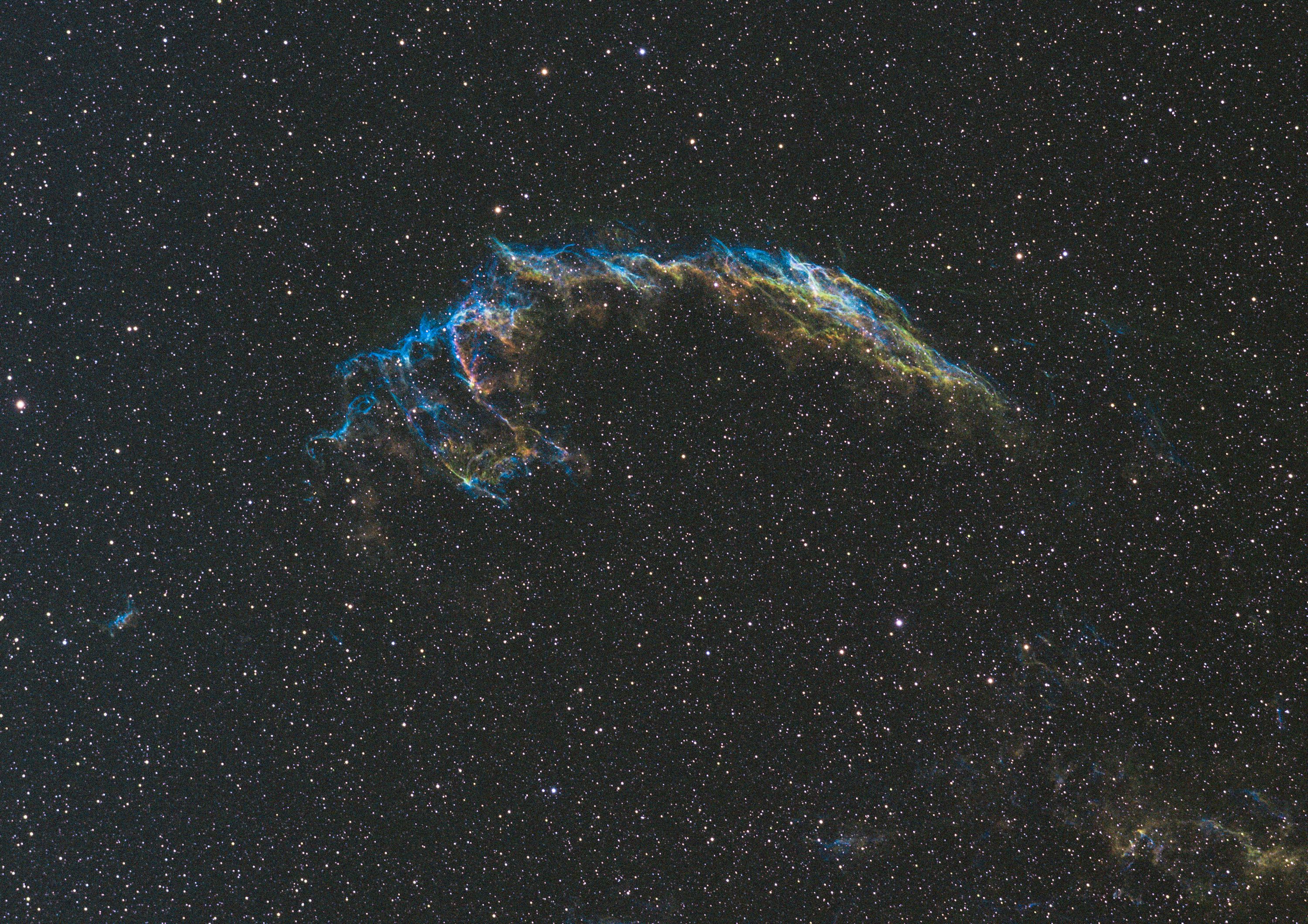 행성은 왜 둥근데 소행성은 울퉁불퉁할까? 같은 천체인데 모양이 다른 이유