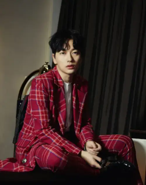 배우-이동휘-사진