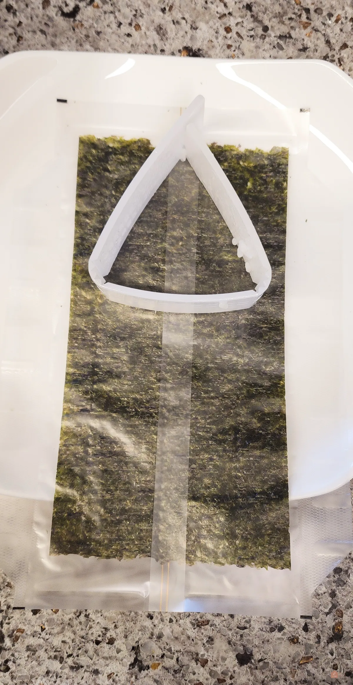 02-틀-김위에-놓기