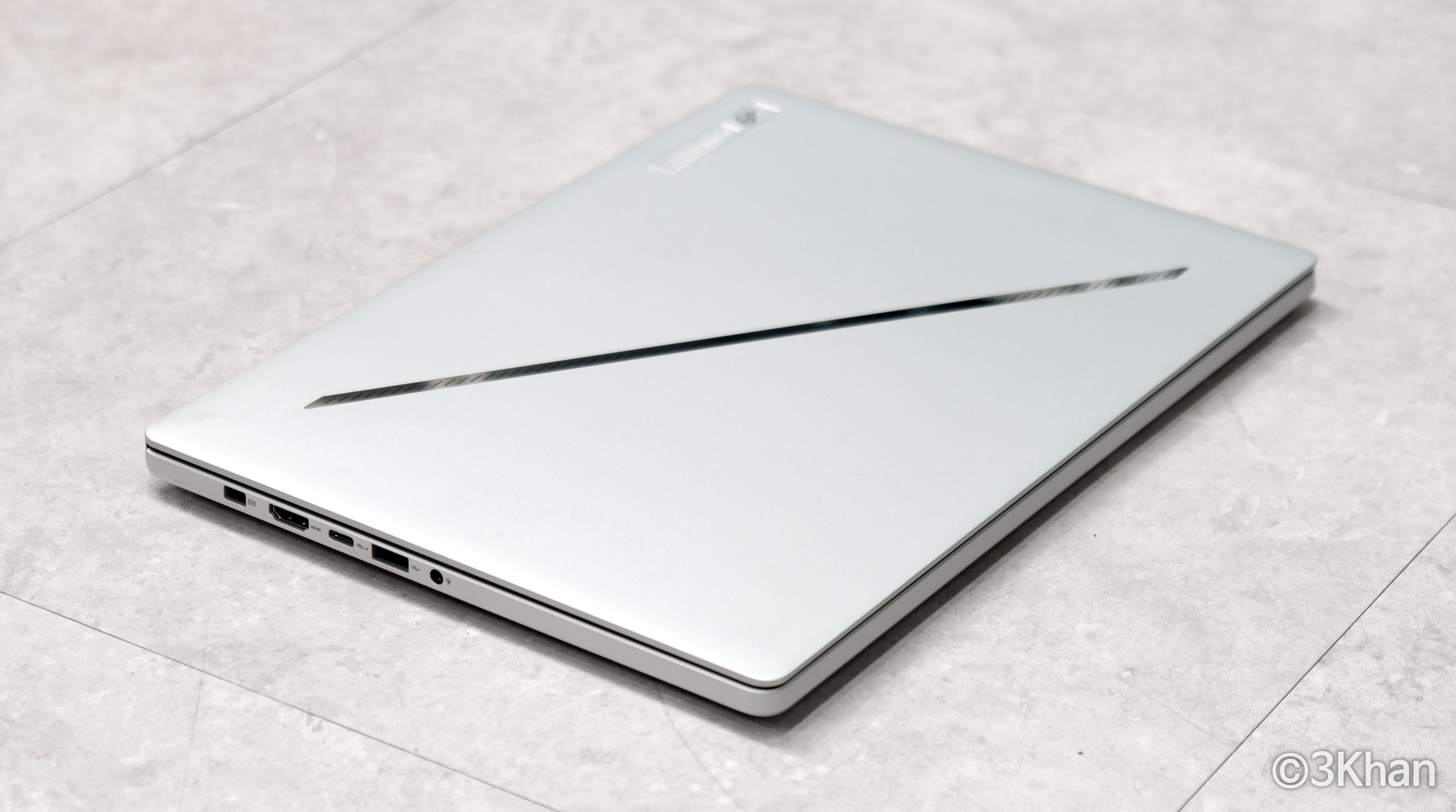 2024 에이수스 ROG 제피러스 G14 디자인