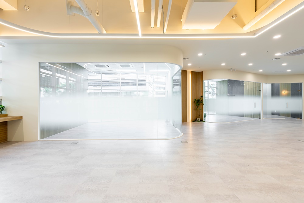 사무실유리가벽인테리어