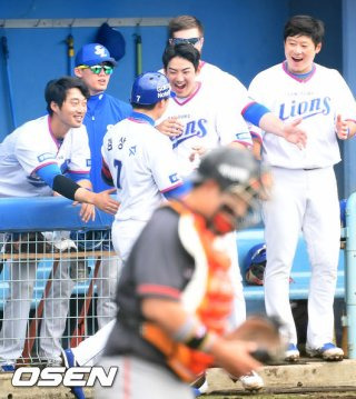 삼성 LG 제압 이재현의 맹활약 양창섭의 호투