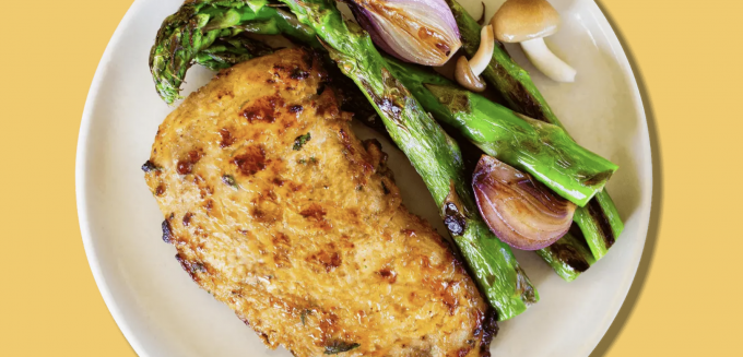 미국 배양육 개발업체 '업사이드 푸드'가 개발한 배양육이 접시에 담겨있다.