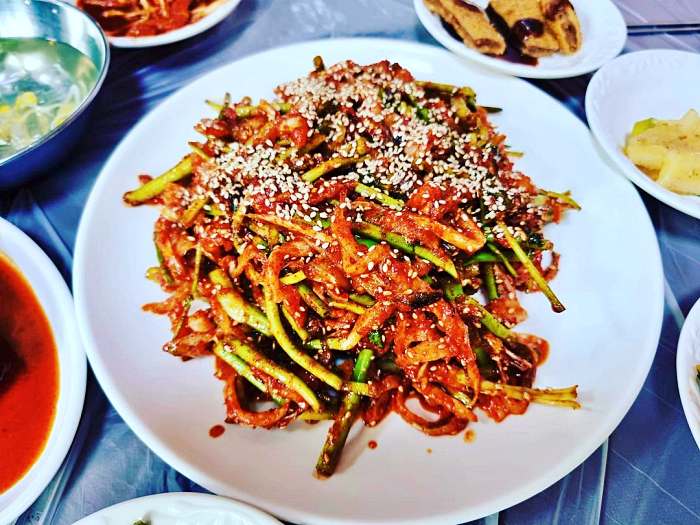 6시 내고향 익산 성당포구 웅어회 회무침 맛집