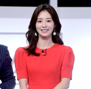 박연경-아나운서