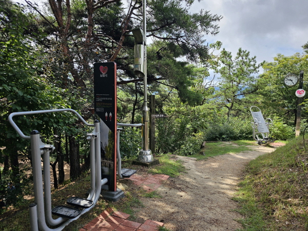 남원 가볼만한 곳- 애기봉에서 맨발걷기, 산책, 등산하세요