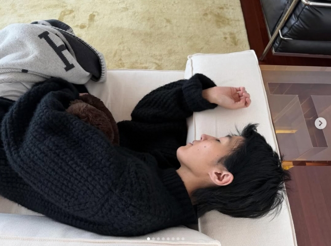 소라와 진경: 홍진경 50대 파리 런웨이 재도전 식단 및 알러지약 근황 총정리