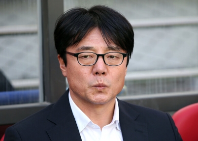 황선홍 프로필 나이 고향 학력 감독 경력