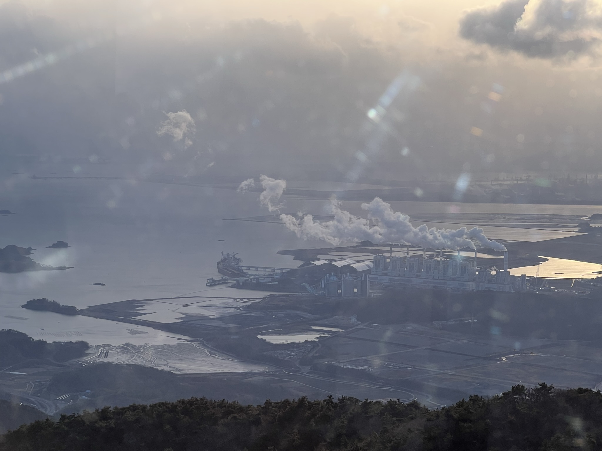 하동케이블카-바다-공장