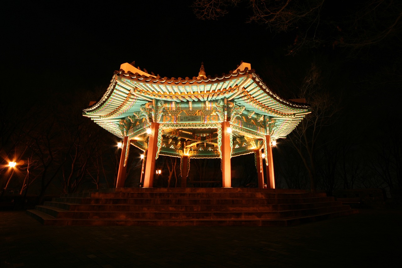 정자 한옥 야경