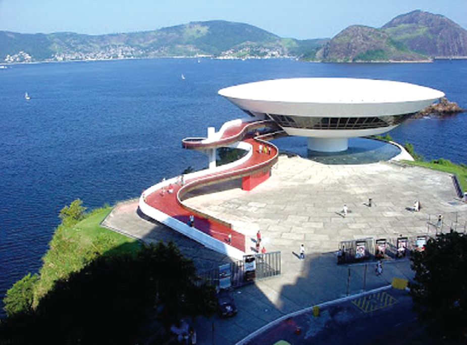 니테로이 현대미술관 전경