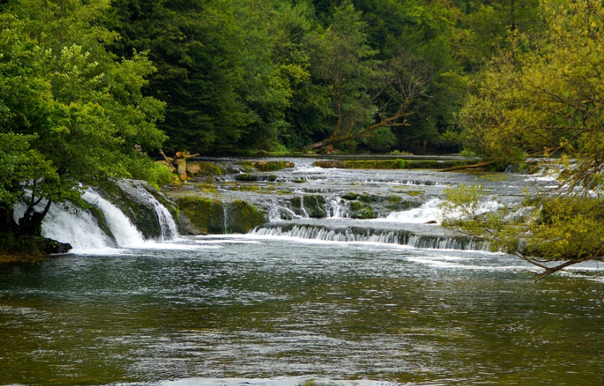 강릉 계곡 추천 – 조용하고 시원한 여름 물놀이 명소 총정리