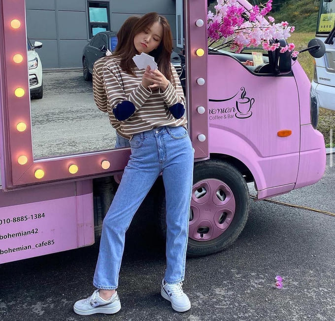 배우 김지은 사복