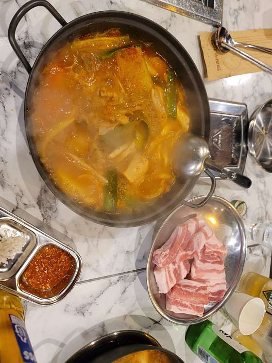 연고기 송도 맛집