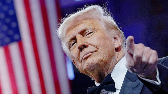 트럼프의 상호관세 폭탄&hellip;해외 기업 미국 이전 촉구, 기업들의 선택은?