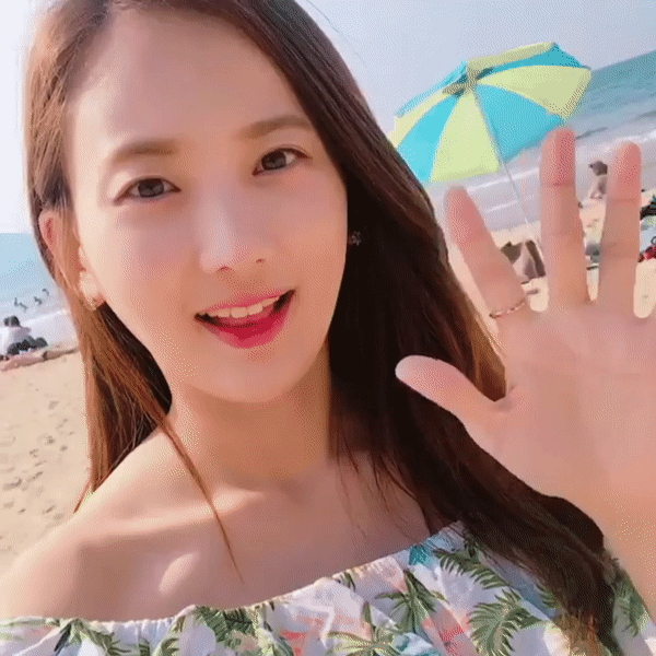 김지원 gif