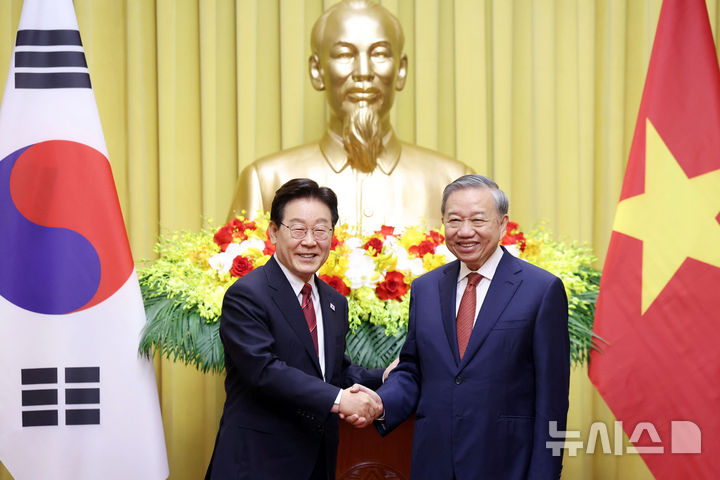 한-베트남 협력 강화 선포! 2026 정상회담 성과 총정리: 원전&middot;고속철&middot;1500억 달러 교역 목표