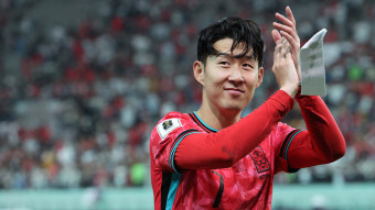 '한국 축구의 전설' 손흥민