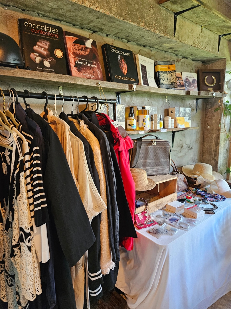 미카의 달콤한 작업실 내부