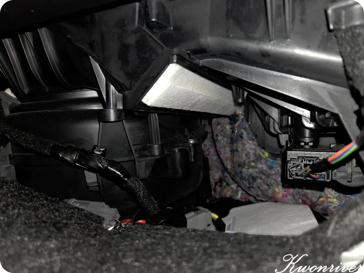 에어컨-필터-방향