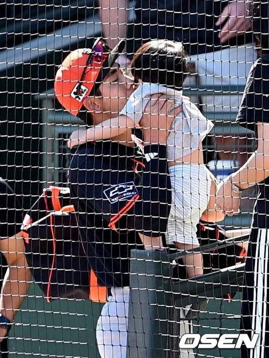 이정후 나이 프로필 학력 고향 가족 기록 연봉 300억의 가치: 타율 0.404 미친 반등 비결 총정리