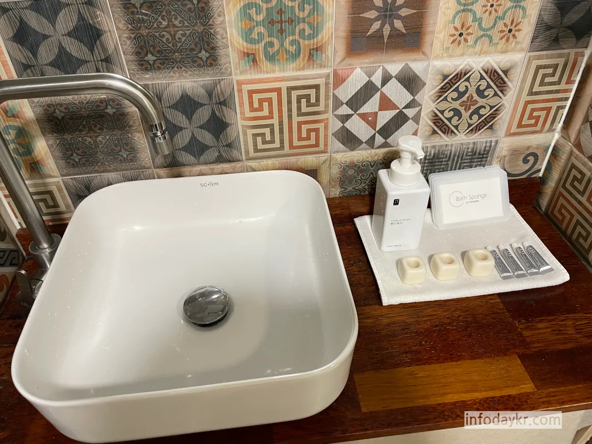 너의하루-세면대