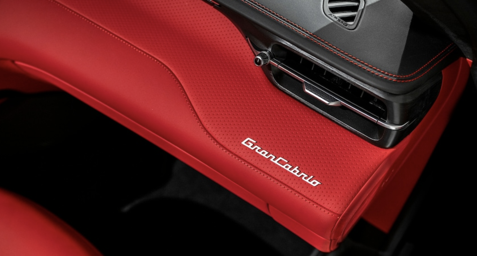 2024 마세라티 그란카브리오 가격 국내출시 성능 연비(+개인적인 견해)