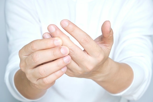 손가락 관절 통증