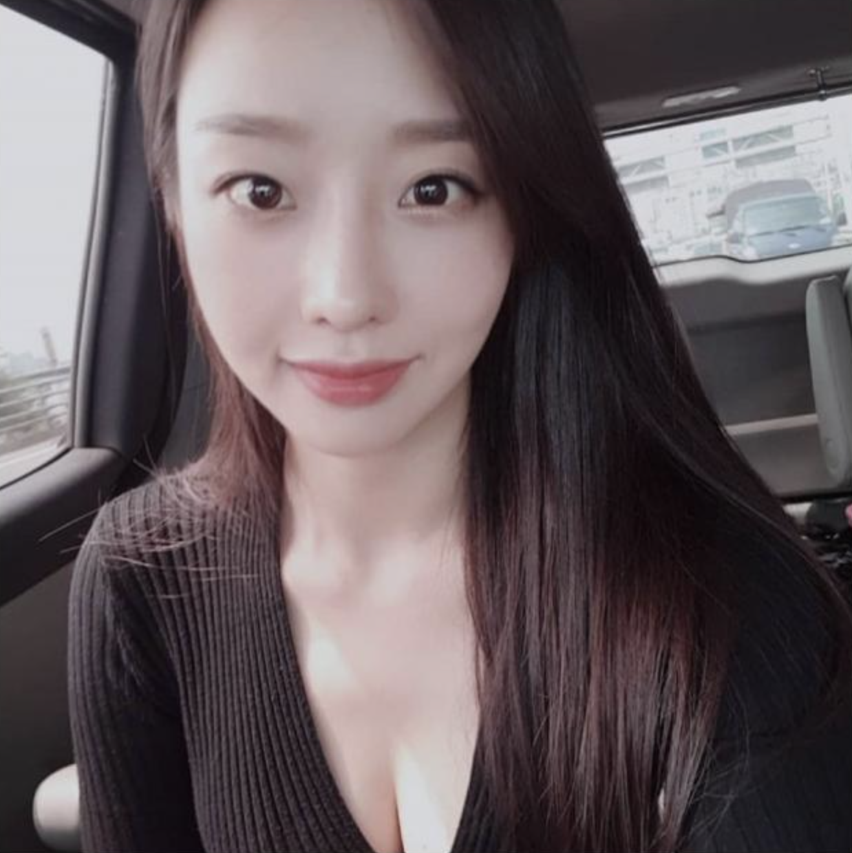 문예원 셀카 볼륨감