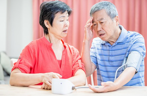 겨울철 뇌졸중 주의! 전조증상 알아보기