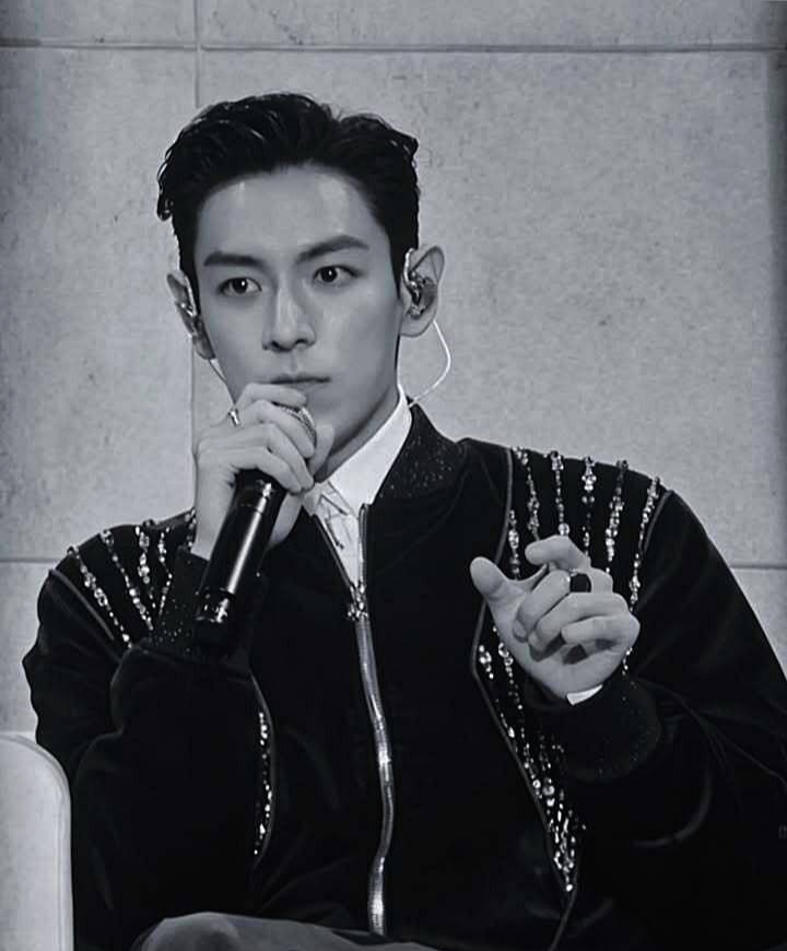 탑
