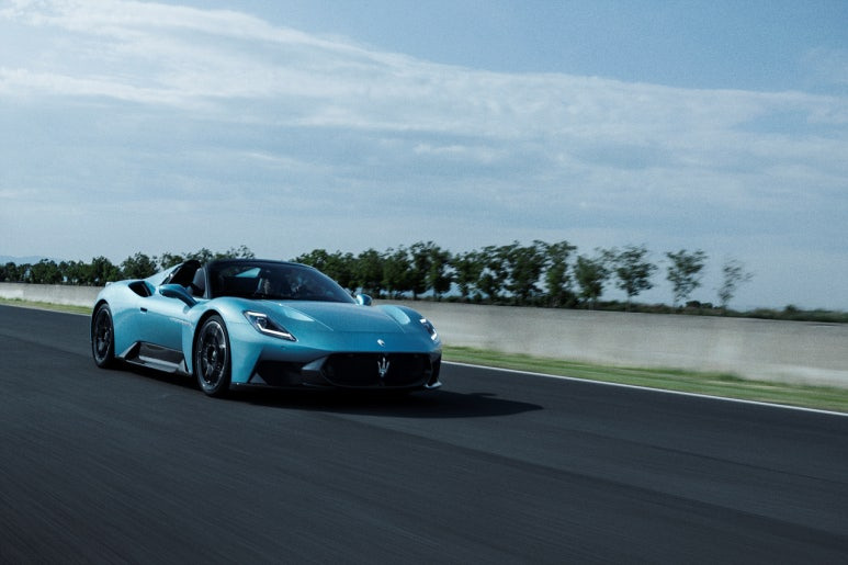 마세라티 MC푸라