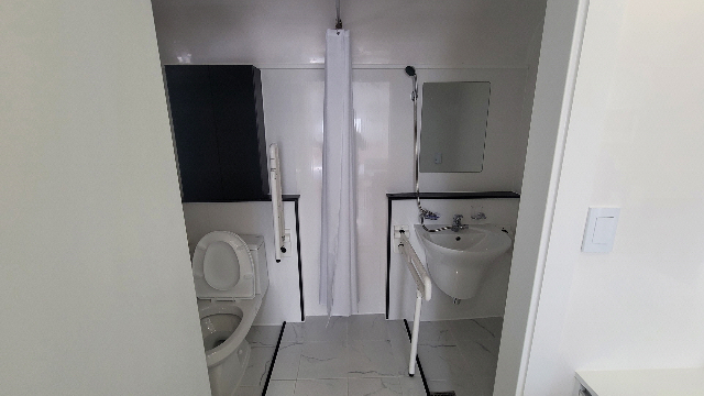 태안 학암포 오토캠핑장 체류형 카라반 내부