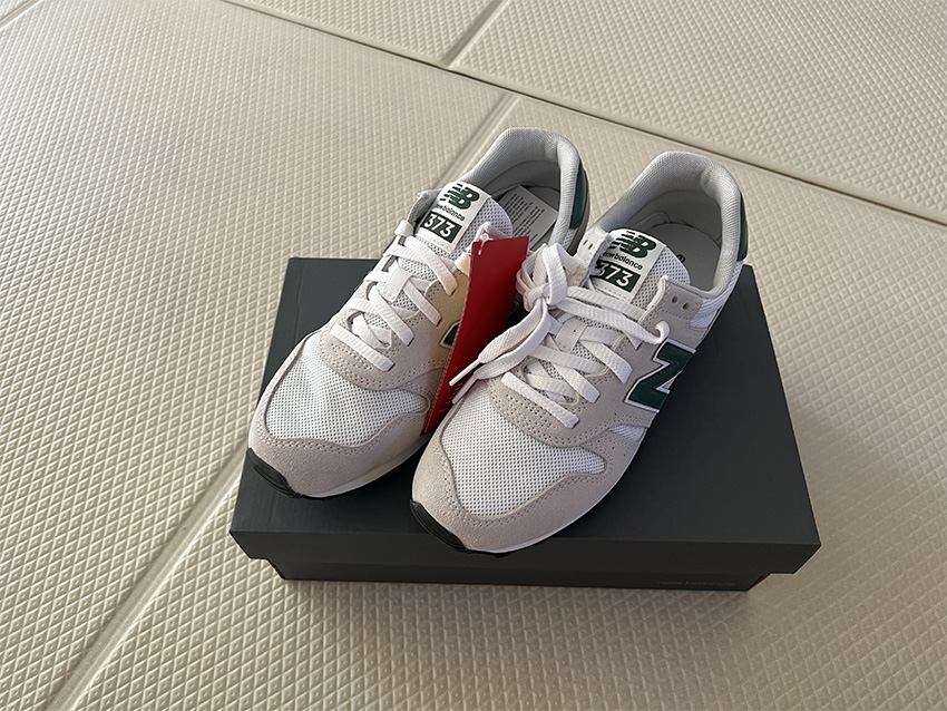 여자-뉴발란스-373-운동화