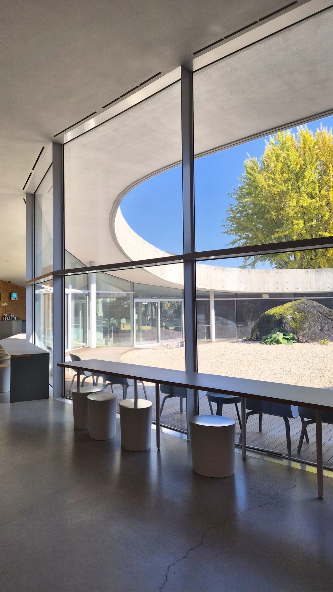 아유스페이스 내부