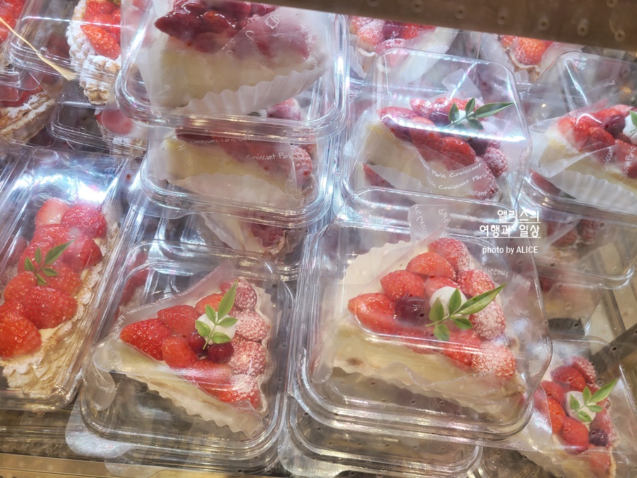 파리크라상 더 현대 서울 딸기 메뉴 디저트 케이크 타르트 티라미수 가격